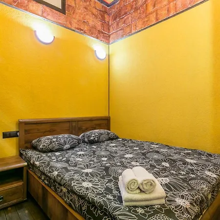 Really Vip Dragon Castle In Apartament